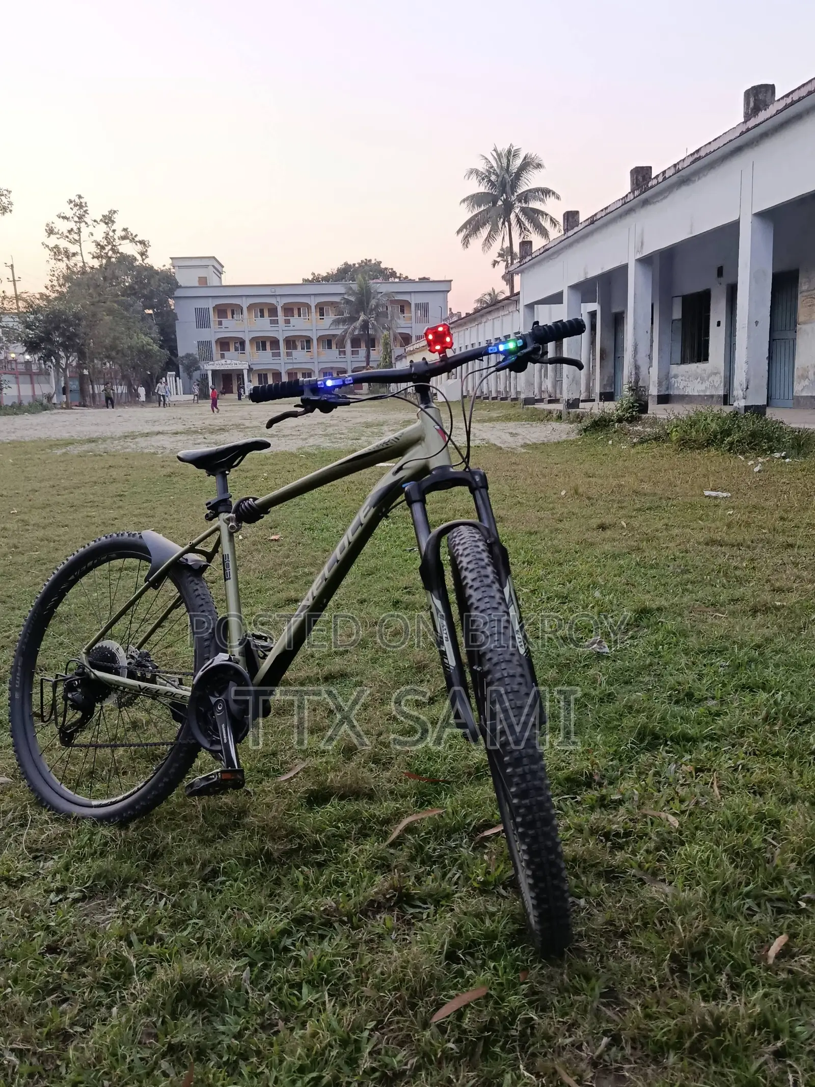 আসসালামু আলাইকুম ভেলোসি জুপিটার ৪.০ (২০২৩) মডেলটি বিক্রি করা হবে