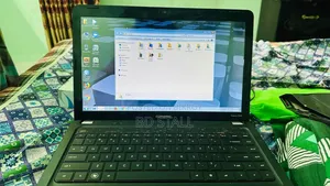 Laptop HP 14S 4GB Intel Core 2 Quad HDD 350GB
