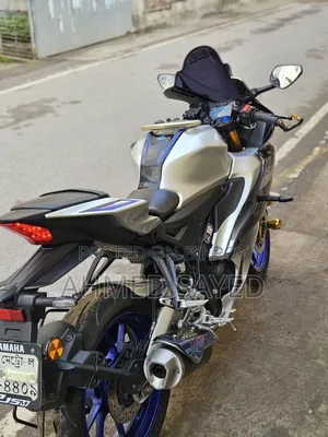 Yamaha R1 2023 Gray