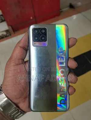 রিয়েলমি ৮ ৫জি ১২৮ জিবি
