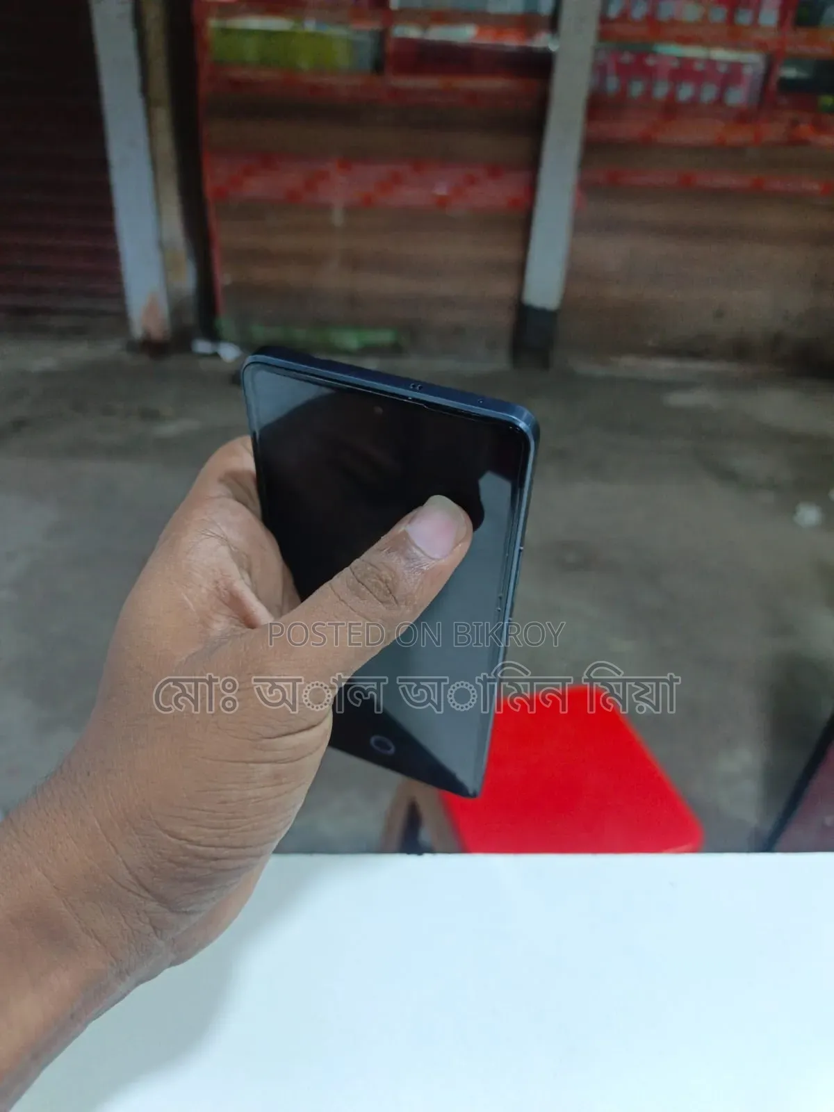 iQOO 256 GB Black