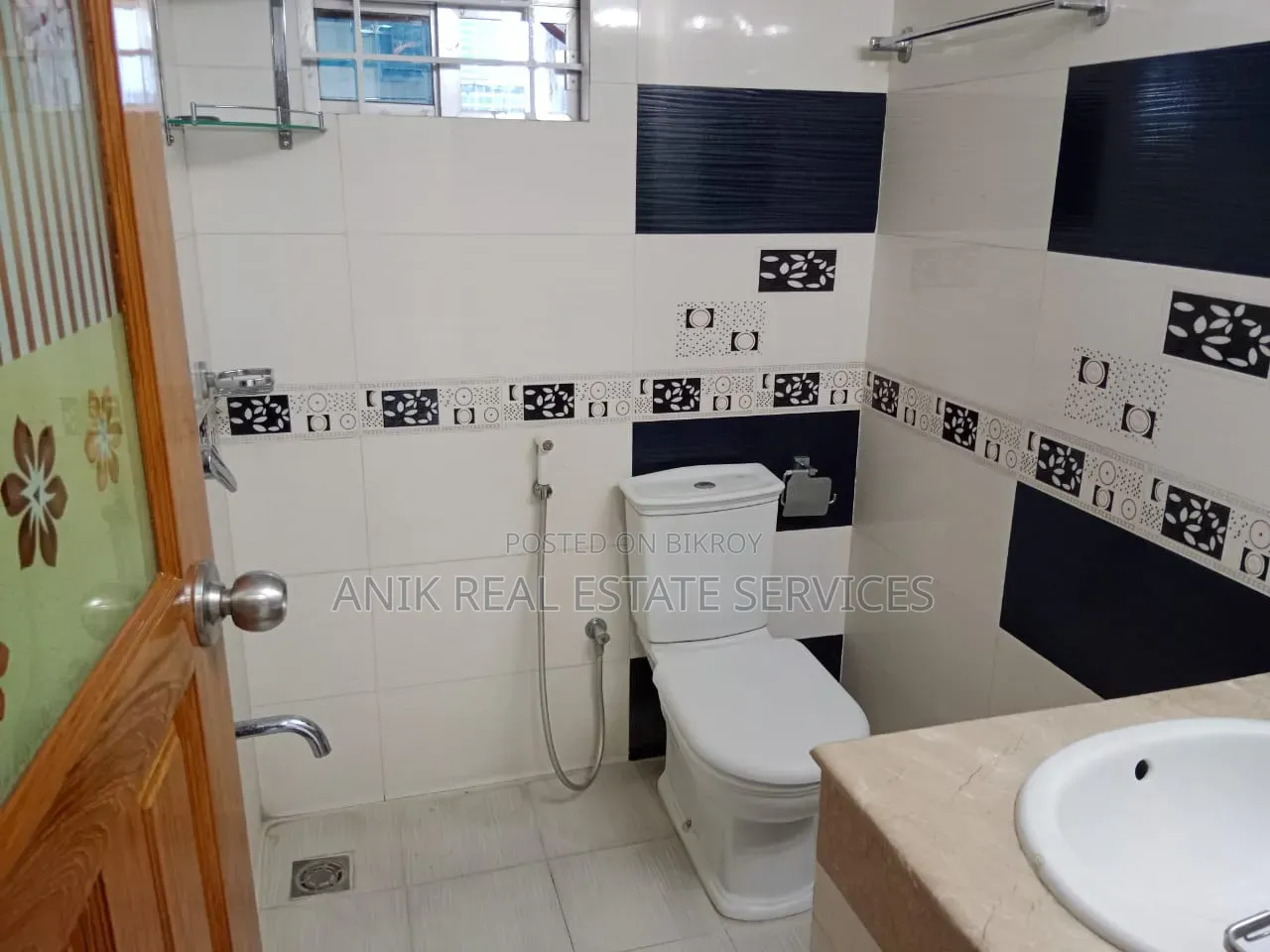 Furnished 3-bedroom Apartment in Anik Real Estate, Banani for Rent