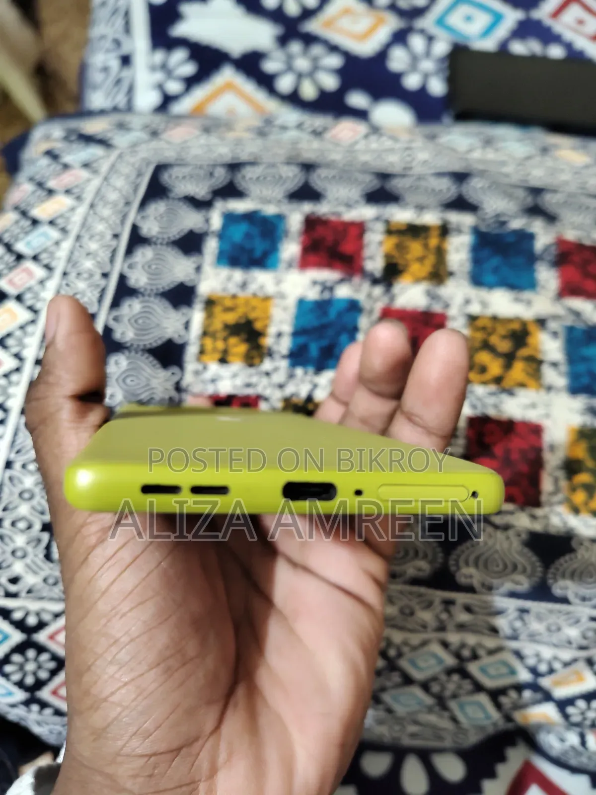 নতুন মটোরোলা মটো জি৮৫ ১২৮ জিবি ইয়েলো