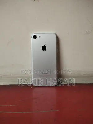 New Apple iPhone 7 32 GB Silver