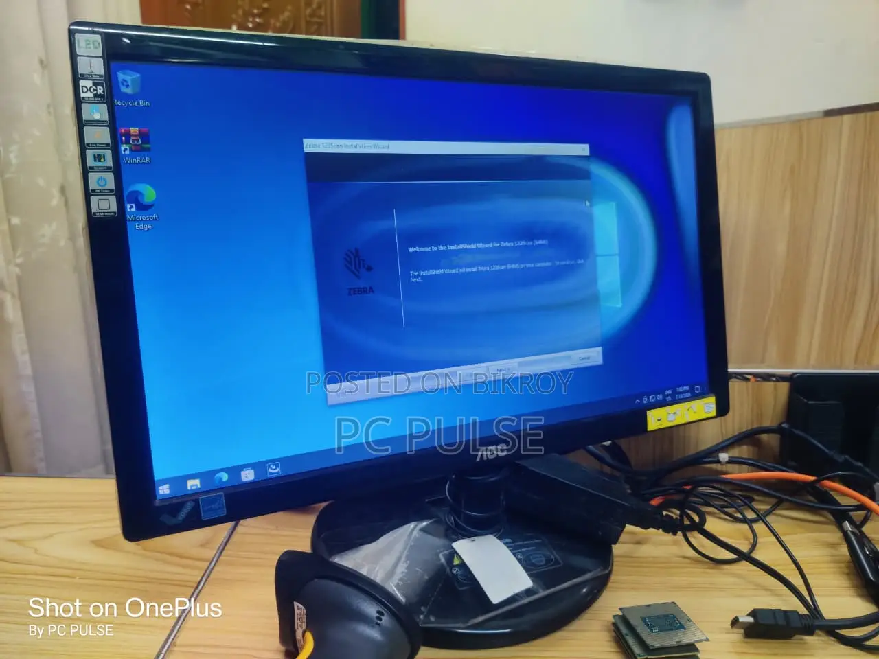 AOC 19" Ultra-Slim LED Monitor (Model: E943Sw) - Used