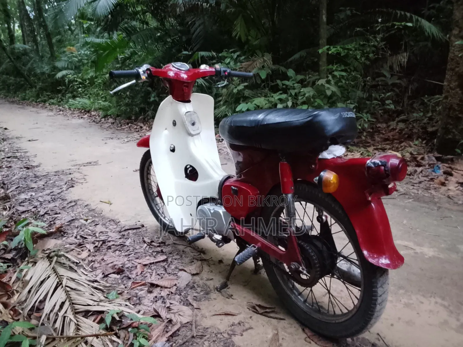 হোন্ডা ১৯৯০ রেড