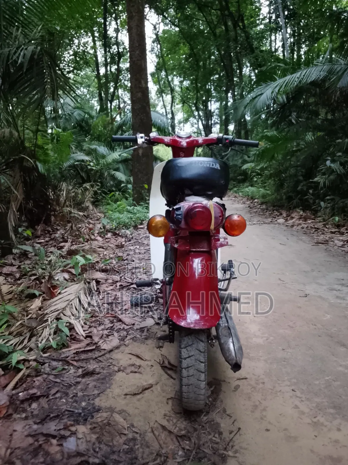 হোন্ডা ১৯৯০ রেড
