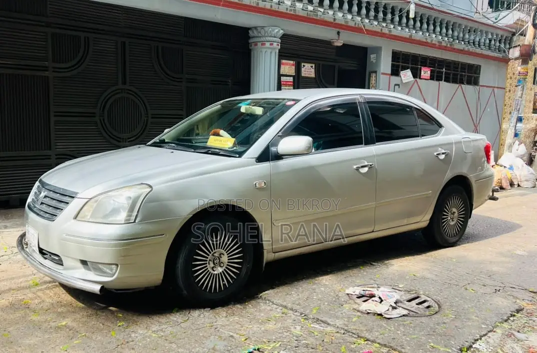 টয়োটা প্রিমিয়ো ২০০৪ সিলভার