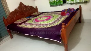 সেম মডেল এর নতুন খাট পাবেন মাত্র 10,000 টাকায়