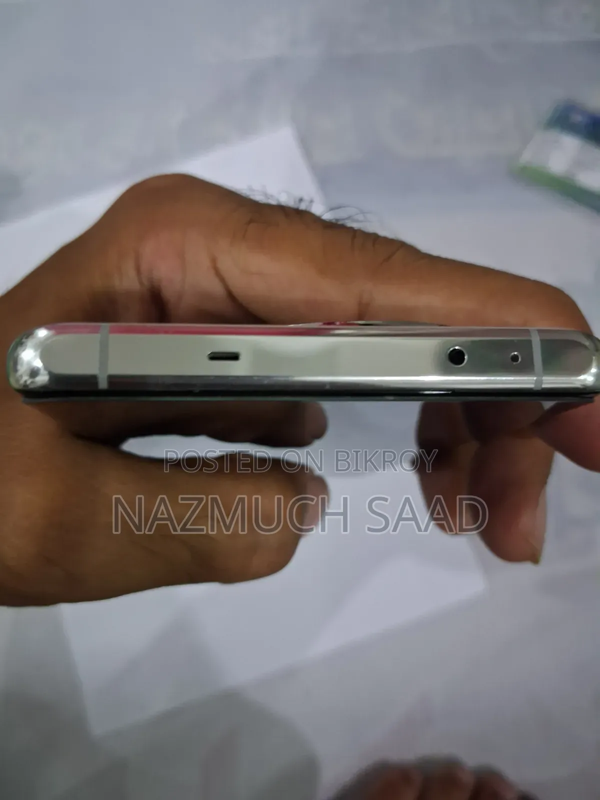 নতুন ওয়ানপ্লাস ১২ ২৫৬ জিবি সাদা