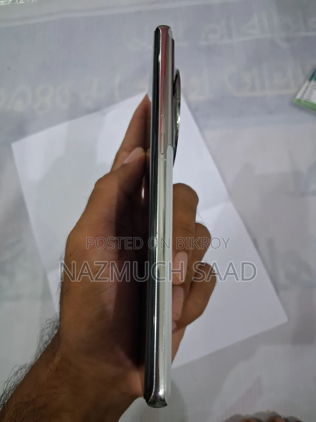 নতুন ওয়ানপ্লাস ১২ ২৫৬ জিবি সাদা