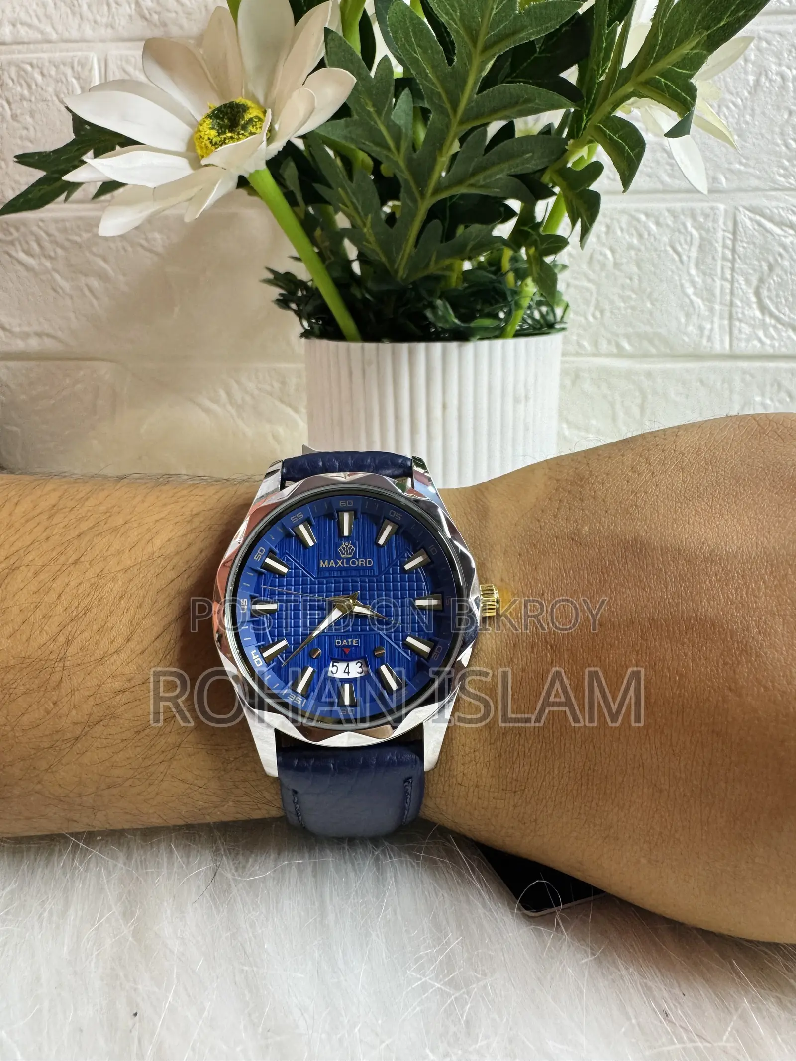 Maxlord 004 Men Watch 100% Waterproof and Active Redium