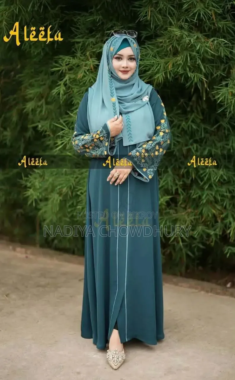 🌸 Hasnahena Burqa 🌸 Fabric: Imported Dubai Cherry 🌸 Work: Sleeves