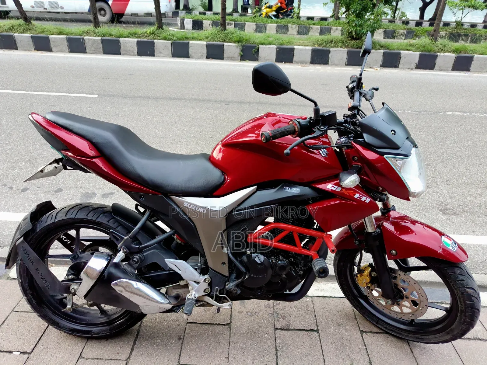 Suzuki Gixxer Monotone 2024 Red