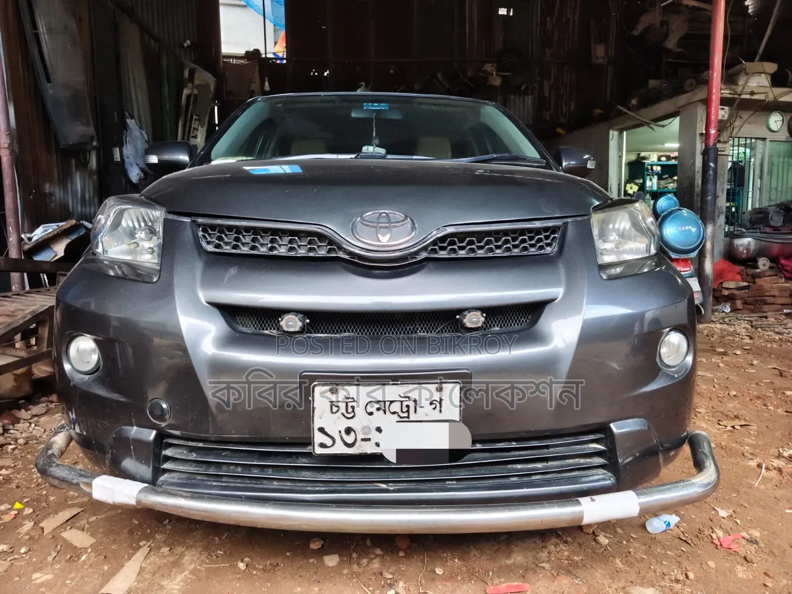 Toyota IST 2010 Gray