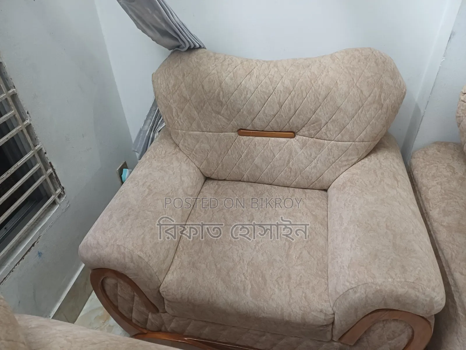 Sofa (05) Cushion for Sale