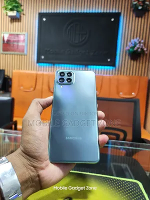 Samsung Galaxy M53 128 GB Blue