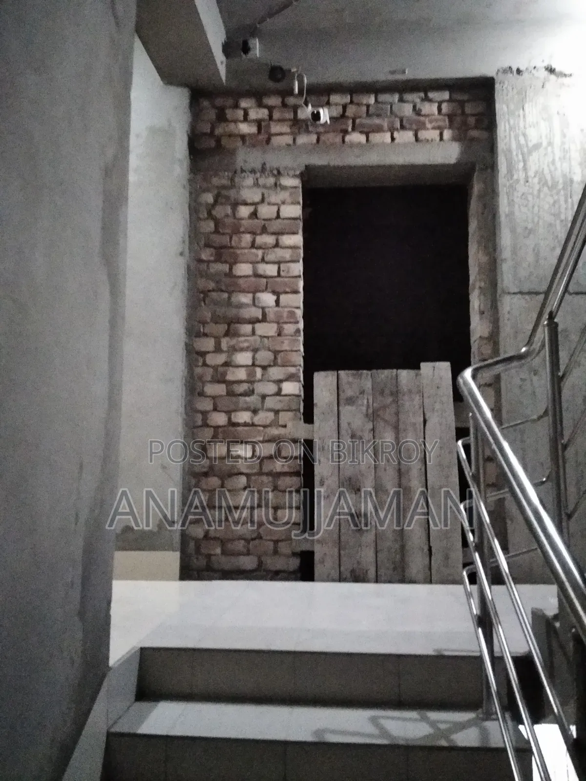 Furnished 3-bedroom Apartment in Banasree for sale