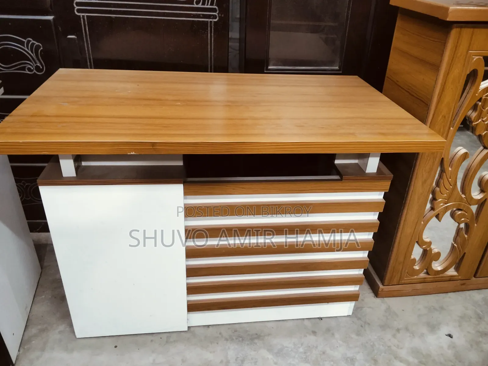 Cash Table