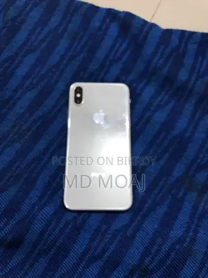 Apple iPhone X 64 GB White