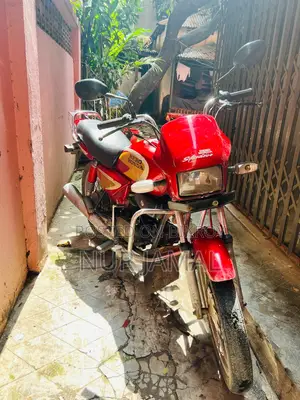 Hero Splendor Plus 2011 Red