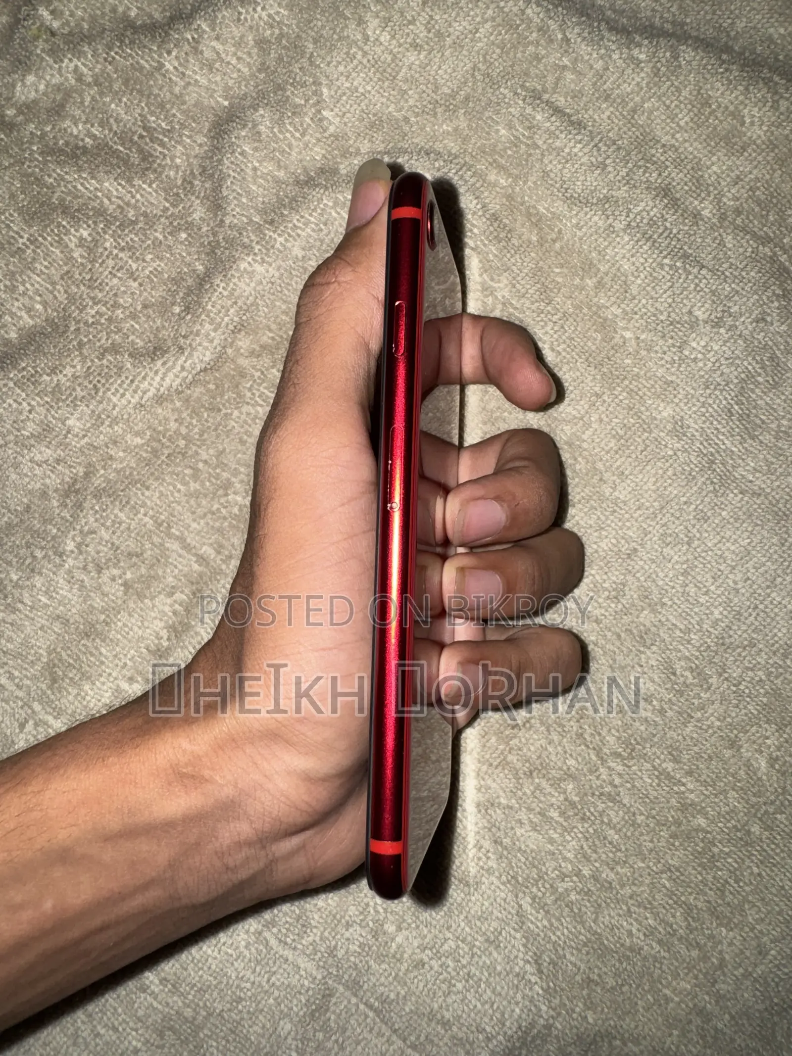 Apple iPhone SE (2020) 64 GB Red
