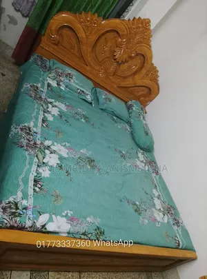 খাট সেগুন কাঠের তৈরি ৬ ৭ ফিট