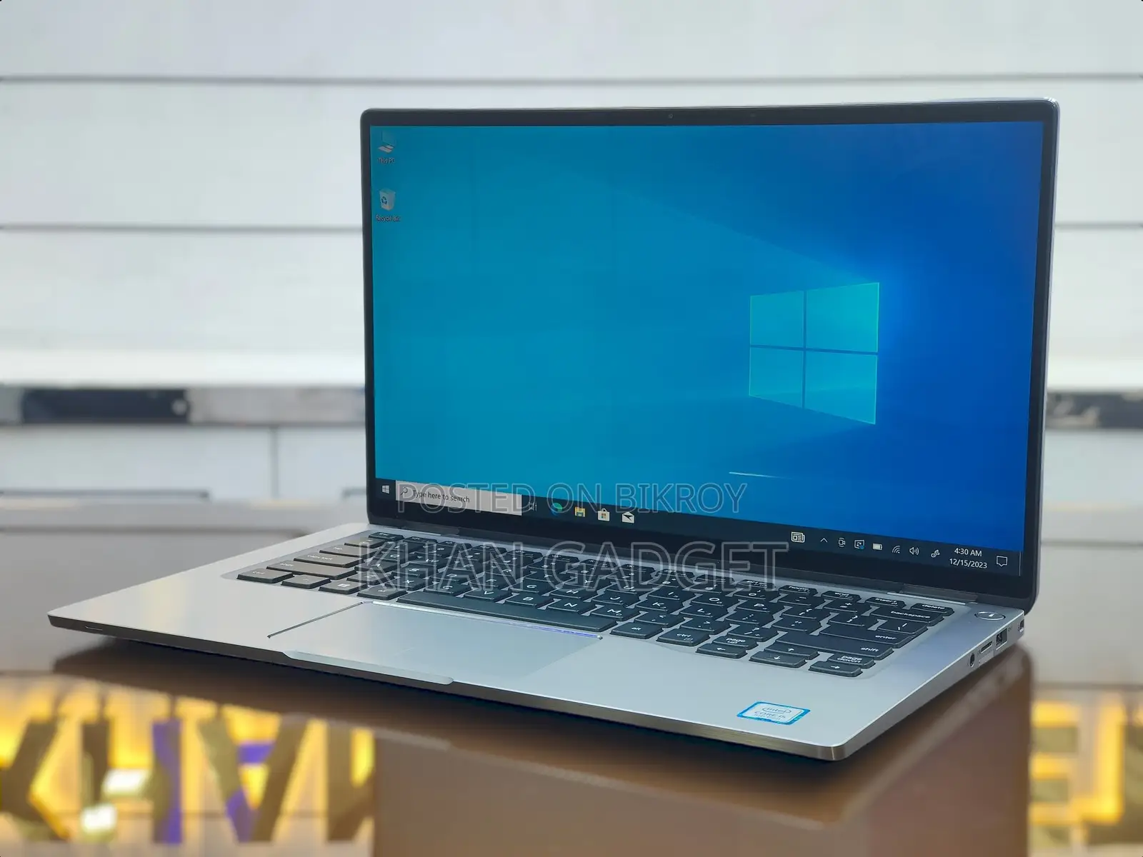 Laptop Dell Latitude 7400 2-in-1 16GB Intel Core i7 SSD 256GB