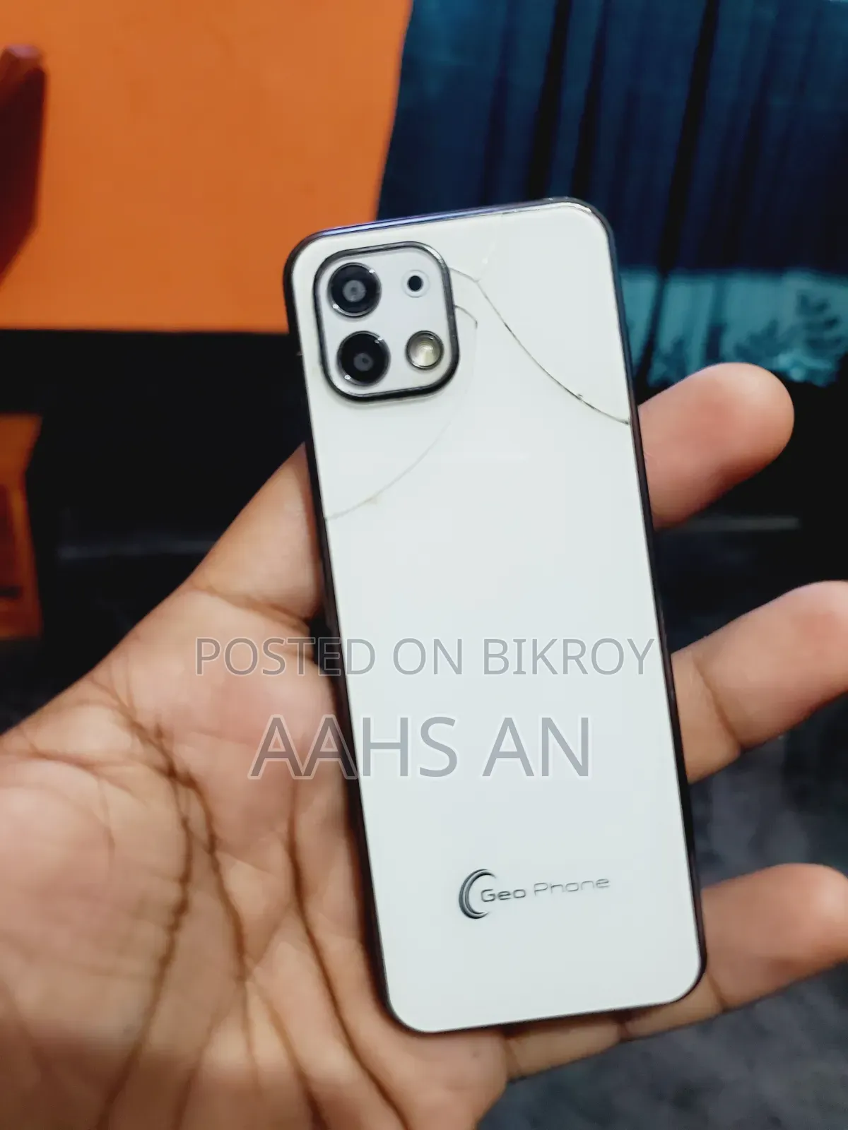 জিও আর১১ সাদা