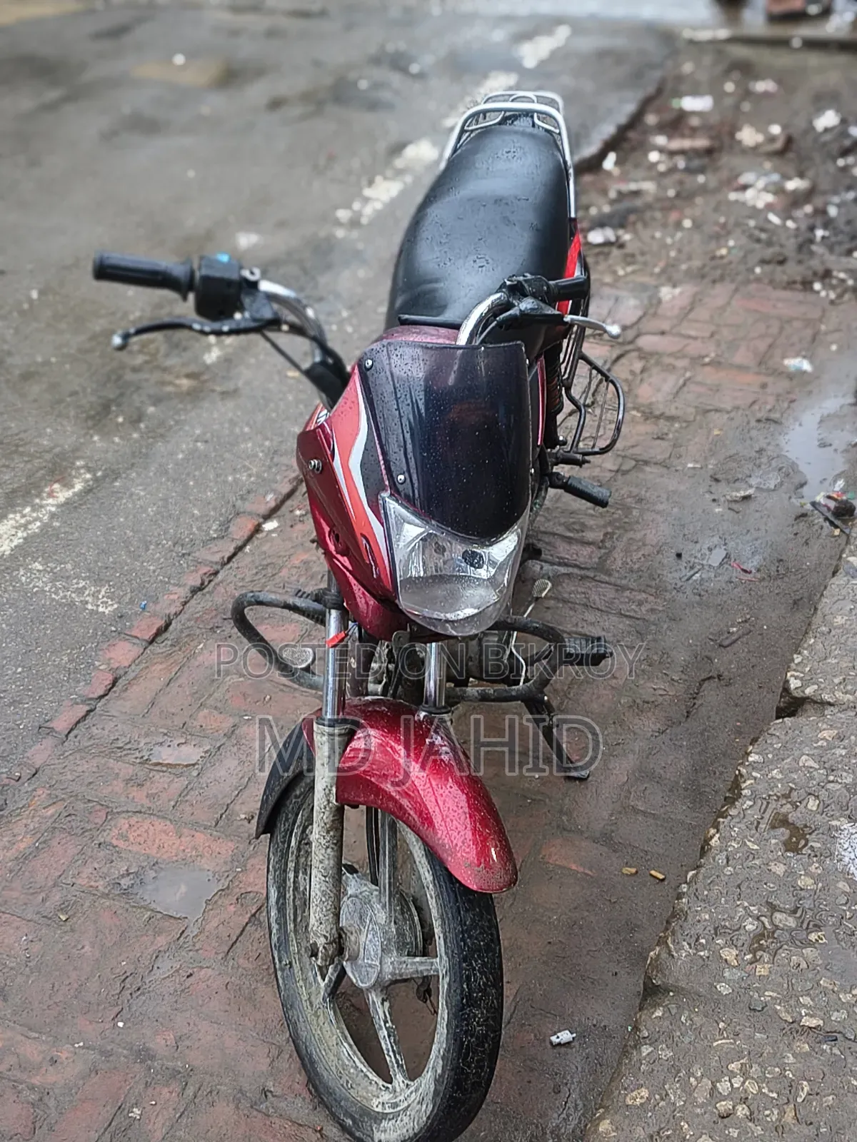 Bajaj Platina 100 2013 Red
