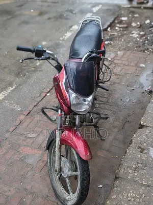 Bajaj Platina 100 2013 Red