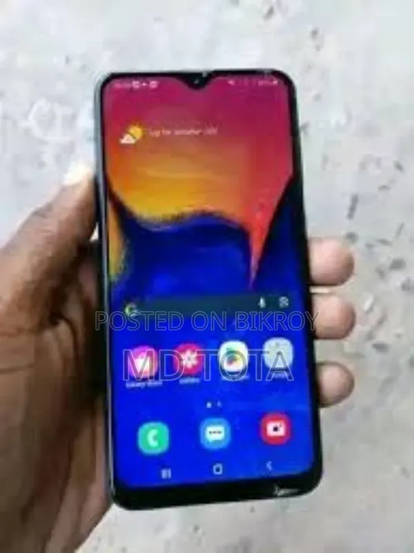 Samsung A10 32 GB Black