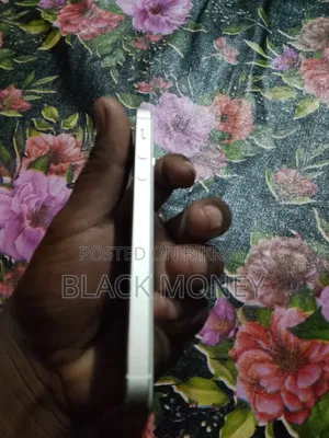 Apple iPhone 5s 64 GB Rose Gold