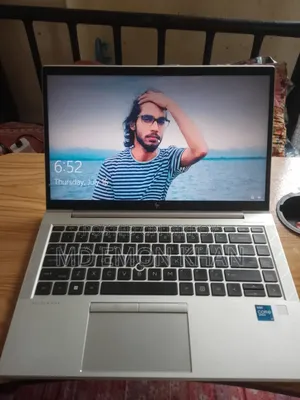 Laptop HP EliteBook 840 G8 16GB Intel Core i7 SSHD+SSD 512GB