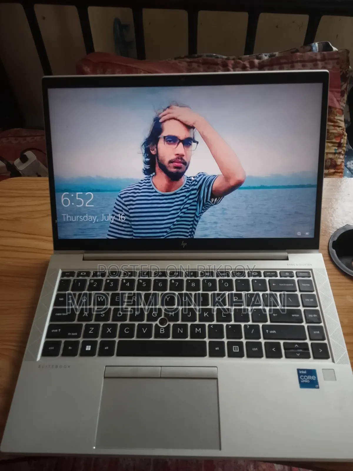 Laptop HP EliteBook 840 G8 16GB Intel Core i7 SSHD+SSD 512GB