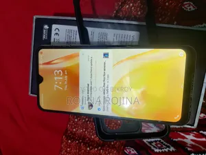 Vivo V25e 128 GB Gold