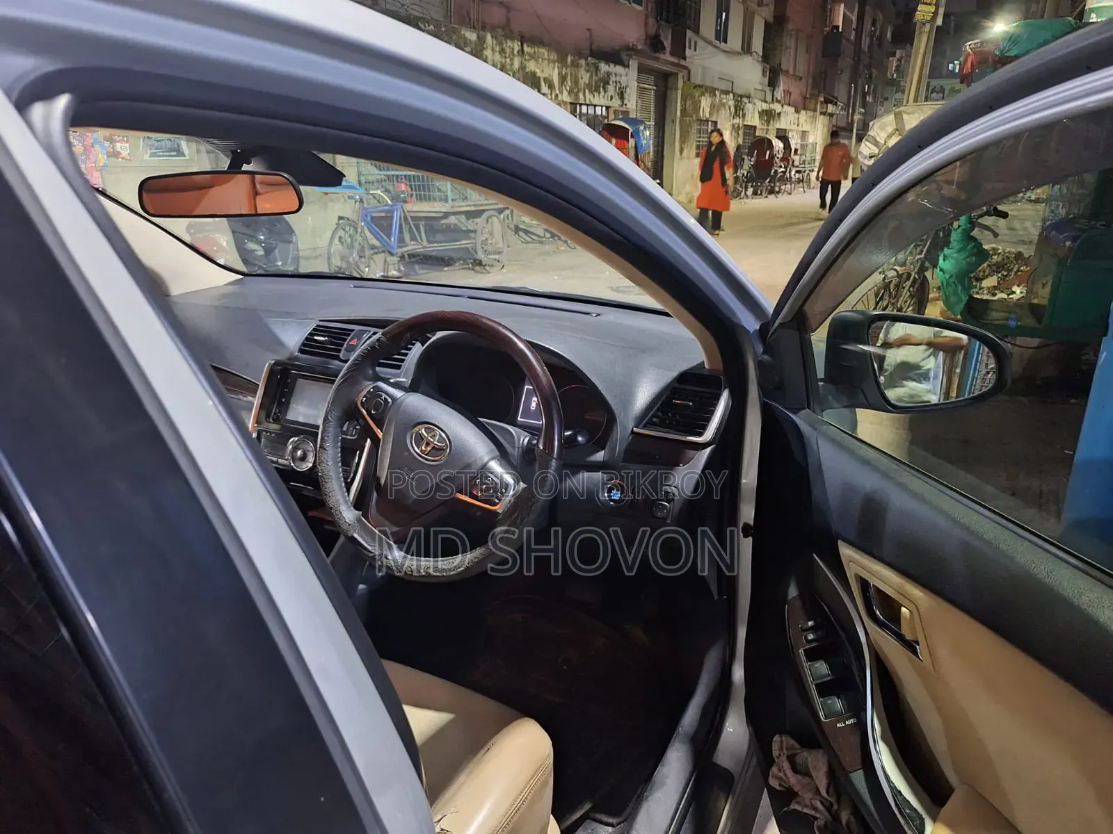 Toyota Premio 2017 Silver