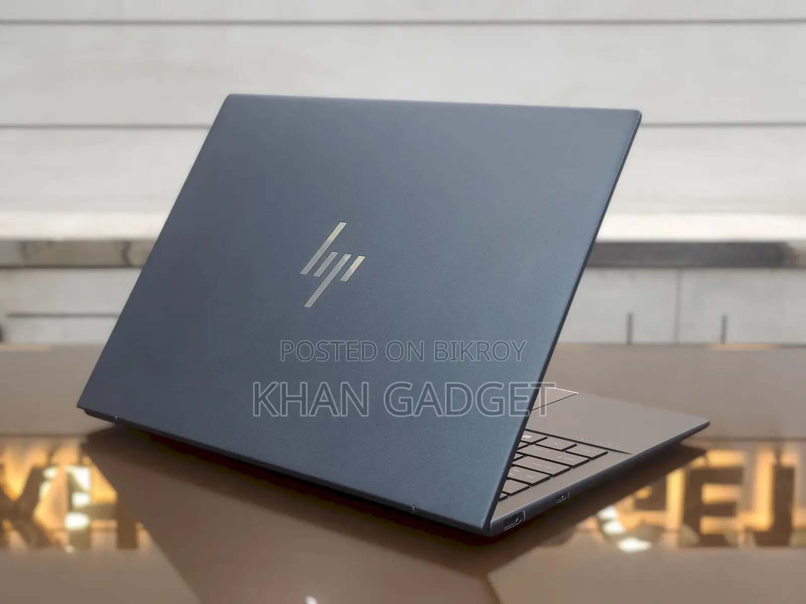 Laptop HP Dragonfly G4 16GB Intel Core I7 SSD 512GB