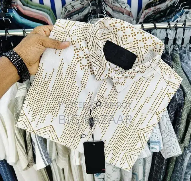 Luxury Popcorn Half Sleeve Print Shirt