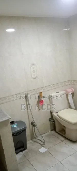 বনানীতে ১৯০০ বর্গফুটের অফিস ভাড়া হবে