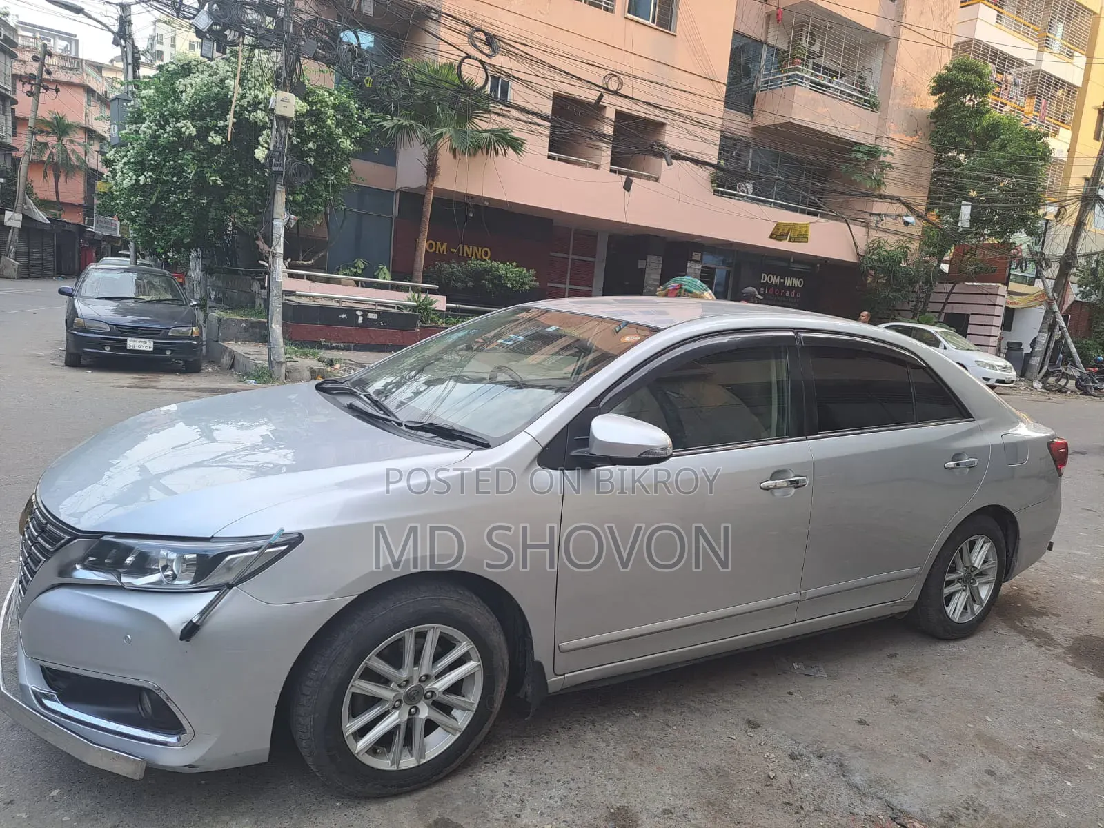 Toyota Premio 2017 Silver
