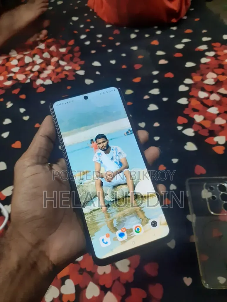 New Vivo Y29 128 GB White