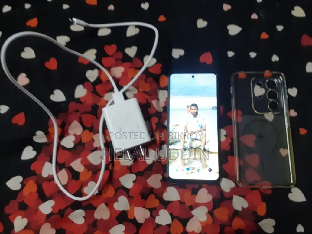New Vivo Y29 128 GB White