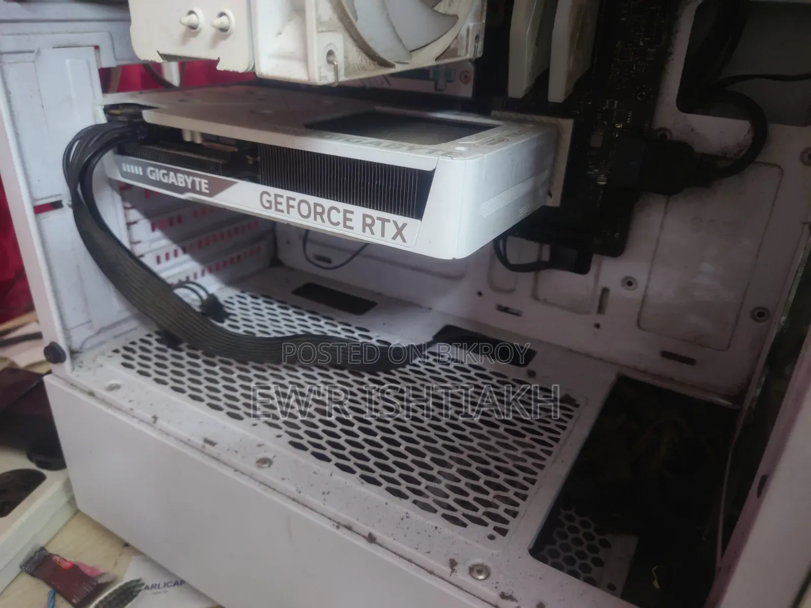 Gigabyte Geforce RTX 5060 Eagle Oc Ice 8g Gddr7 Graphics Card