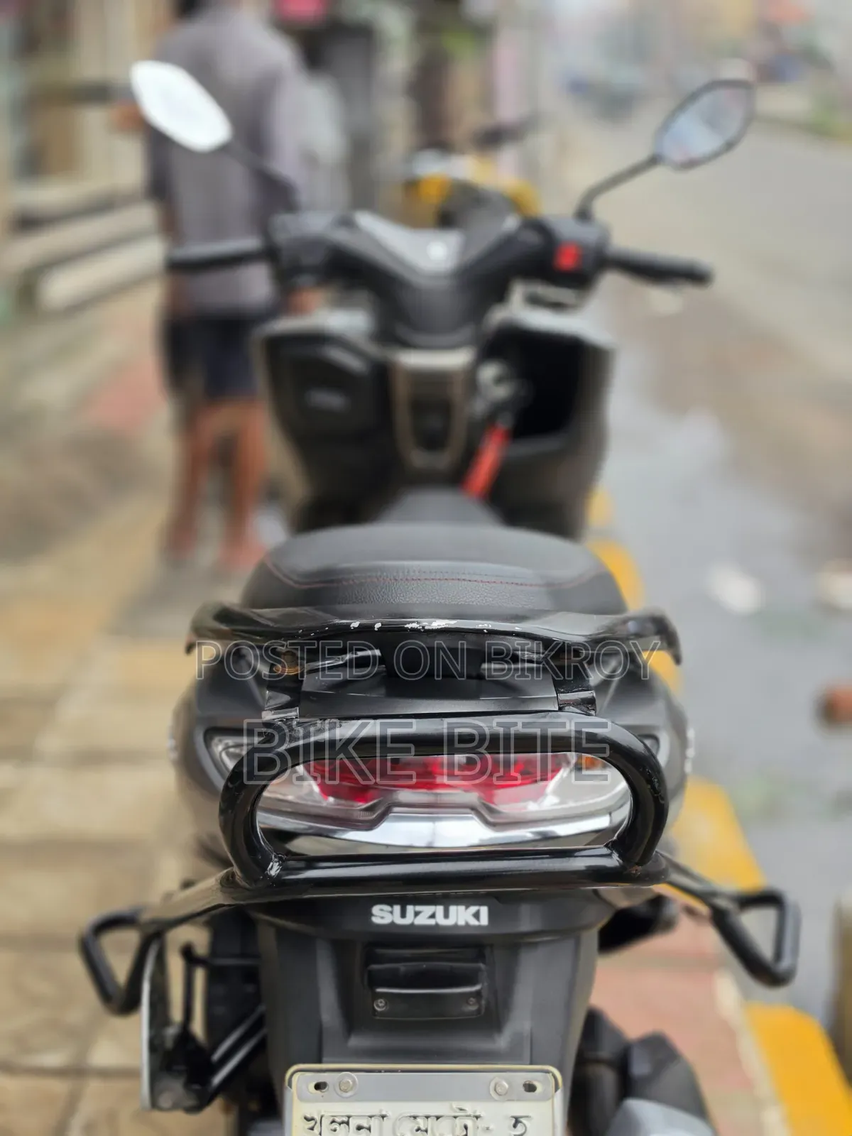 Suzuki Burgman 125 2023 Silver