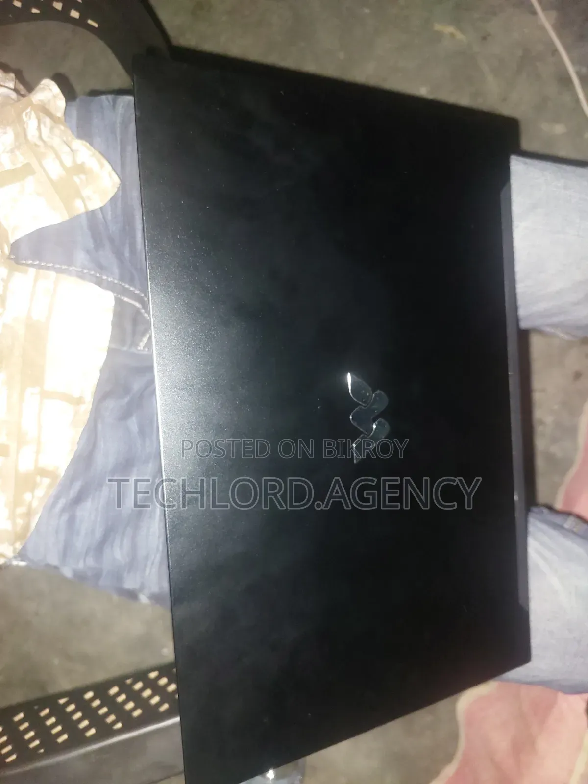 ল্যাপটপ ৮জিবি ইন্টেল সেলেরন ২৫৬জিবি এসএসডি