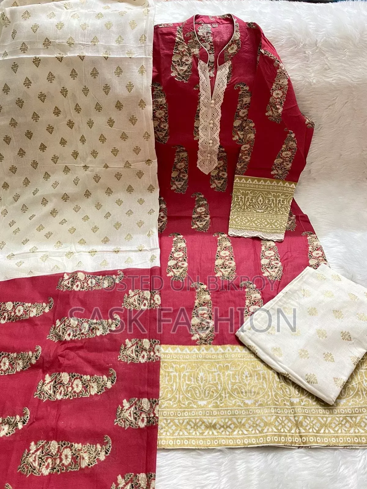 Khaddi cotton color guarantee.