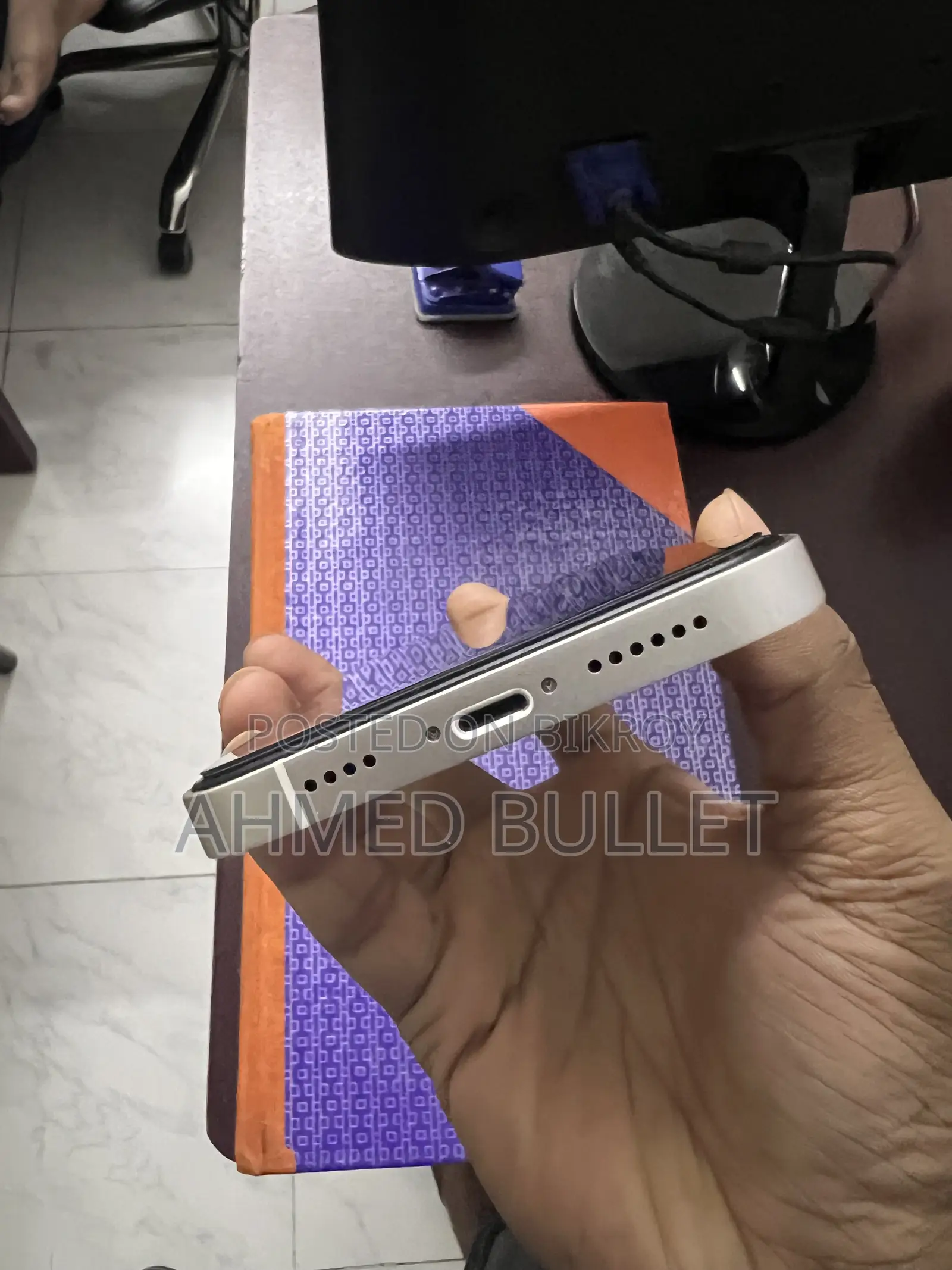 Apple iPhone XR 64 GB White