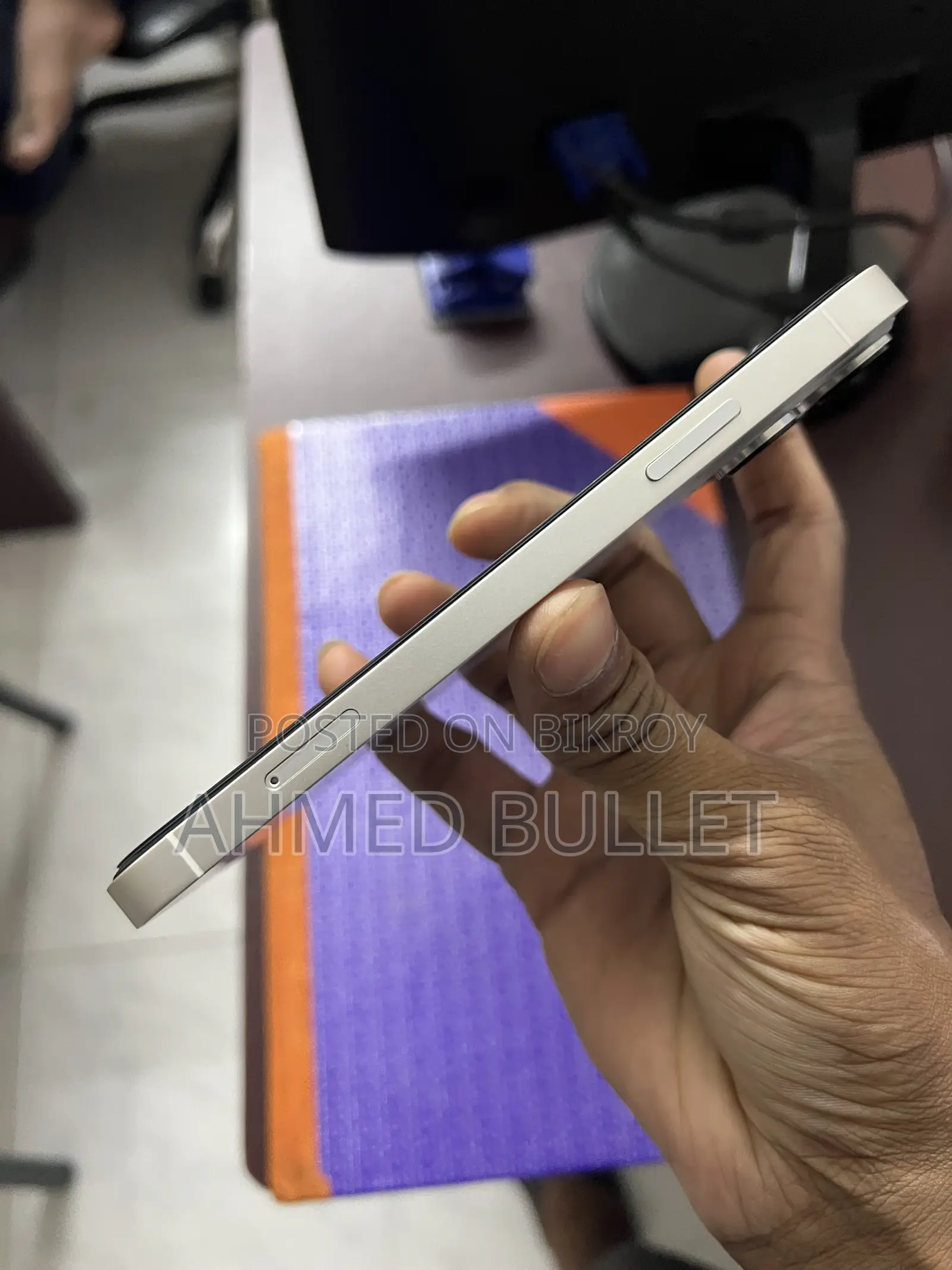 Apple iPhone XR 64 GB White