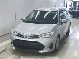 Toyota Corolla Fielder 1.5 Hybrid FWD 2022 Silver